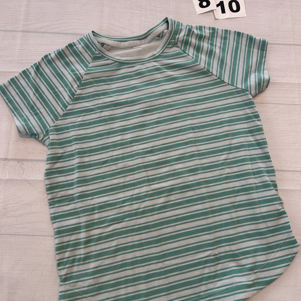 Athleta Girl Green and White Striped Tee size 8-10/M
